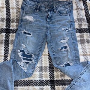 American Eagle Outfitters Women's Light Blue Distressed Skinny Jeans
